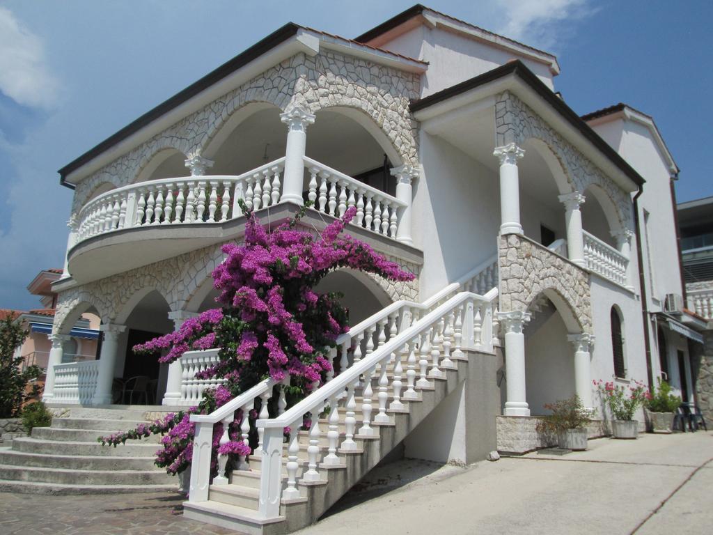 Apartments Villa Sandra Opatija Exterior photo