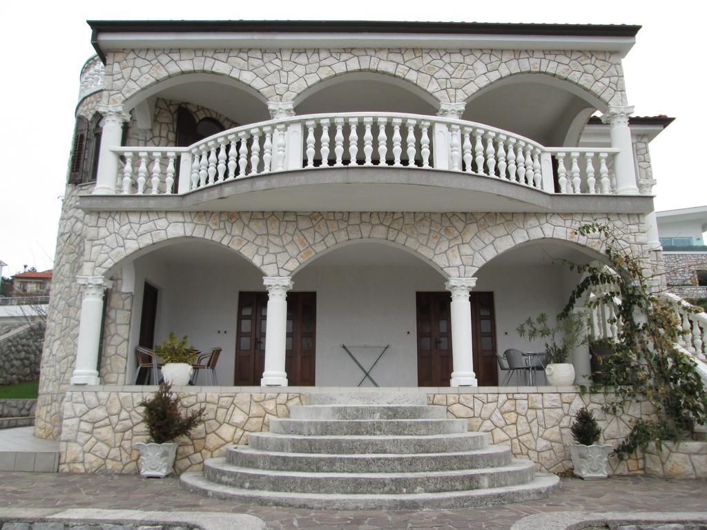 Apartments Villa Sandra Opatija Exterior photo